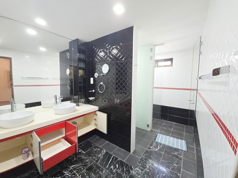 Semi-Detached for Rent @ Neram Road (Seletar Hills Estate), , 5 Bedrooms, 5,800 sqft, Semi-Detached House For Rent, by Jason Lau, 500102318 - Bathroom - PropertyGuru.com.sg