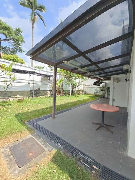 Semi-Detached for Rent @ Neram Road (Seletar Hills Estate), , 5 Bedrooms, 5,800 sqft, Semi-Detached House For Rent, by Jason Lau, 500102318 - Exterior - PropertyGuru.com.sg