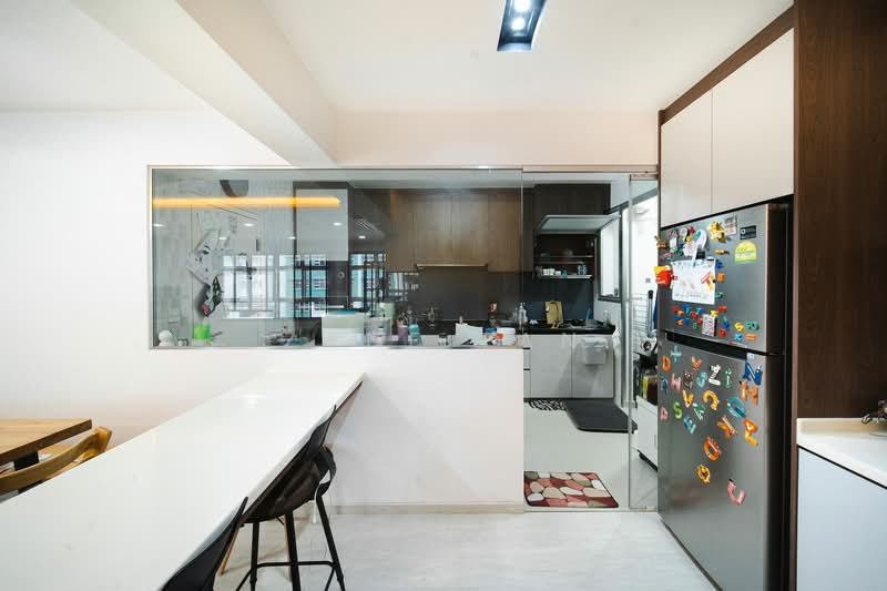 443A Bukit Batok West Avenue 8, 443A Bukit Batok West Avenue 8, 3 Bedrooms, 1,209 sqft, HDB Flat For Sale, by Zane Tan, 500102319 - Kitchen - PropertyGuru.com.sg