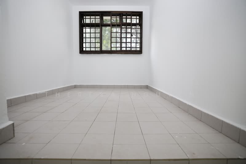 19 Balam Road, 19 Balam Road, 2 Bedrooms, 646 sqft, HDB Flat For Sale, by Theresa Nguyen, 500102327 - Universal Rm (Utilities/study/guest Rm) - PropertyGuru.com.sg