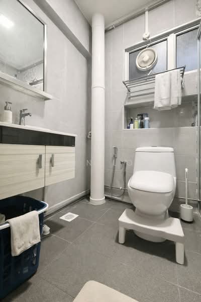 737 Woodlands Circle, 737 Woodlands Circle, 3 Bedrooms, 968 sqft, HDB Flat For Sale, by Leon Low, 500102329 - Bathroom - PropertyGuru.com.sg