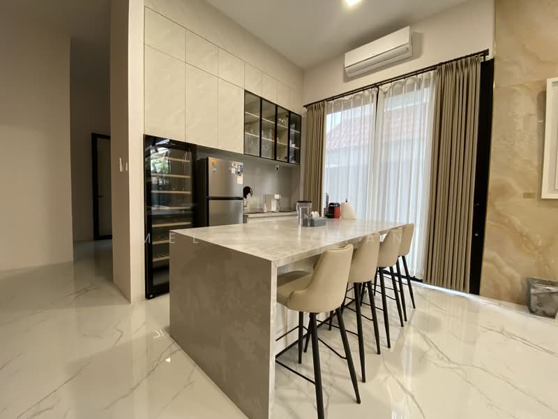 chartwell, Chartwell Drive, 7 Bedrooms, 9,678 sqft, Semi-Detached House For Sale, by Melvin Chan, 500102334 - Dry Kitchen - PropertyGuru.com.sg