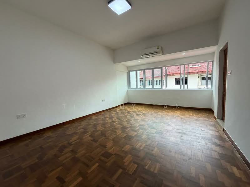 Renovated Inter Terrace Near Bartley MRT for Rent, Jalan Bunga Rampai, Bunga Rampai Place, Upper Paya Lebar Road, 4 Bedrooms, 2,450 sqft, Terraced House For Rent, by Timothy Tan, 500102340 - Interior - PropertyGuru.com.sg