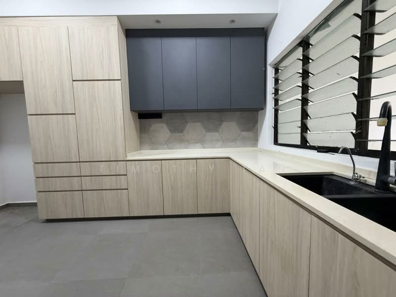 3 BEDROOM PLUS HELPER INTER-TERRACE NEAR BARTLEY MRT FOR RENT, Jalan Bunga Rampai, Bunga Rampai Place, Upper Paya Lebar Road, 3 Bedrooms, 2,156 sqft, Terraced House For Rent, by Timothy Tan, 500102340 - Kitchen - PropertyGuru.com.sg