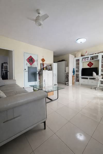 412A Fernvale Link, 412A Fernvale Link, 3 Bedrooms, 1,022 sqft, HDB Flat For Sale, by Zeno ., 500102349 - Living Room - PropertyGuru.com.sg