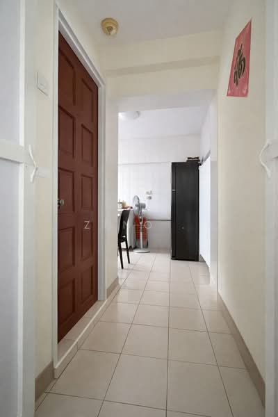 412A Fernvale Link, 412A Fernvale Link, 3 Bedrooms, 1,022 sqft, HDB Flat For Sale, by Zeno ., 500102349 - Corridor - PropertyGuru.com.sg