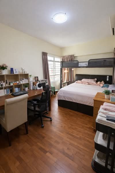 412A Fernvale Link, 412A Fernvale Link, 3 Bedrooms, 1,022 sqft, HDB Flat For Sale, by Zeno ., 500102349 - Bedroom - PropertyGuru.com.sg