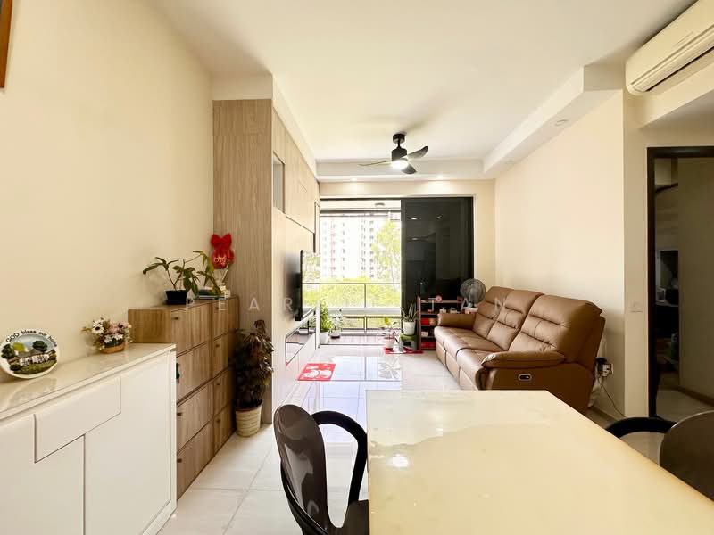 D'Nest, 131 Pasir Ris Grove, 3 Bedrooms, 936 sqft, Condominium For Sale, by Pearlie Tan, 500102354 - Living Room - PropertyGuru.com.sg