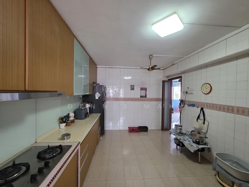 293 Choa Chu Kang Avenue 3, 293 Choa Chu Kang Avenue 3, 3 Bedrooms, 1,119 sqft, HDB Flat For Sale, by Dennis Mah, 500102355 - Kitchen - PropertyGuru.com.sg