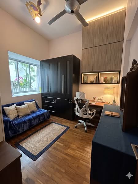 Cheap Freehold! Value Buy!, , 3 Bedrooms, 1,410 sqft, Apartment For Sale, by Ken Chen, 500102375 - Study - PropertyGuru.com.sg