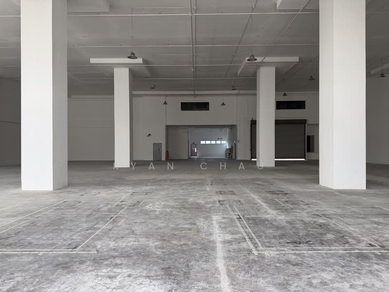 Corp Image | 8.8m High | 2400 amps w/Office @ International Road, , 16,000 sqft, Factory / Workshop (B2) For Rent, by Ryan Chau, 500102387 - Interior - CommercialGuru.com.sg