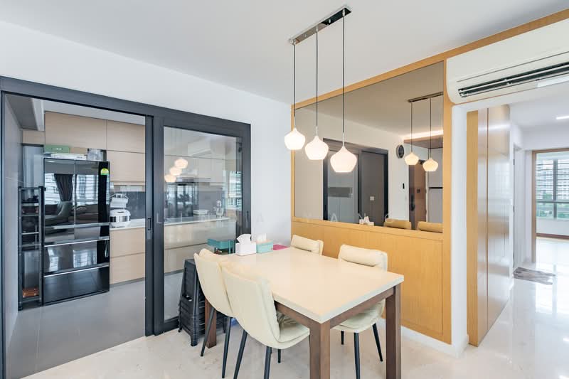 669A Edgefield Plains, 669A Edgefield Plains, 3 Bedrooms, 1,206 sqft, HDB Flat For Sale, by Linda Yang, 500102389 - Dining Room - PropertyGuru.com.sg