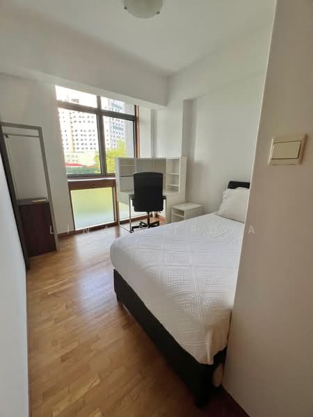 1 Moulmein Rise, 1 Moulmein Rise, 3 Bedrooms, 1,238 sqft, Apartment For Sale, by Lina S Tedja, 500102396 - Bedroom - PropertyGuru.com.sg