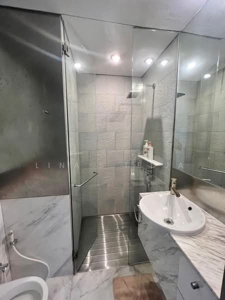 1 Moulmein Rise, 1 Moulmein Rise, 3 Bedrooms, 1,238 sqft, Apartment For Sale, by Lina S Tedja, 500102396 - Bathroom - PropertyGuru.com.sg