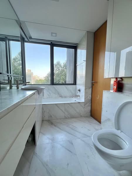 1 Moulmein Rise, 1 Moulmein Rise, 3 Bedrooms, 1,238 sqft, Apartment For Sale, by Lina S Tedja, 500102396 - Bathroom - PropertyGuru.com.sg