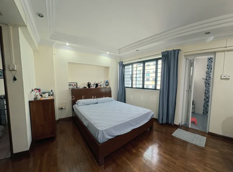 165 Woodlands Street 13, 165 Woodlands Street 13, 3 Bedrooms, 1,302 sqft, HDB Flat For Sale, by Genie Teo, 500102397 - Bedroom - PropertyGuru.com.sg