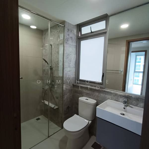Q Bay Residences, 7 Tampines Street 86, 4 Bedrooms, 1,410 sqft, Condominium For Sale, by EVON NG, 500102403 - Bathroom - PropertyGuru.com.sg