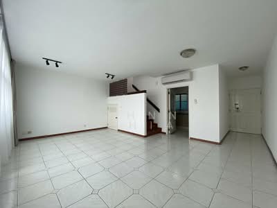 For Rent - Siglap Center