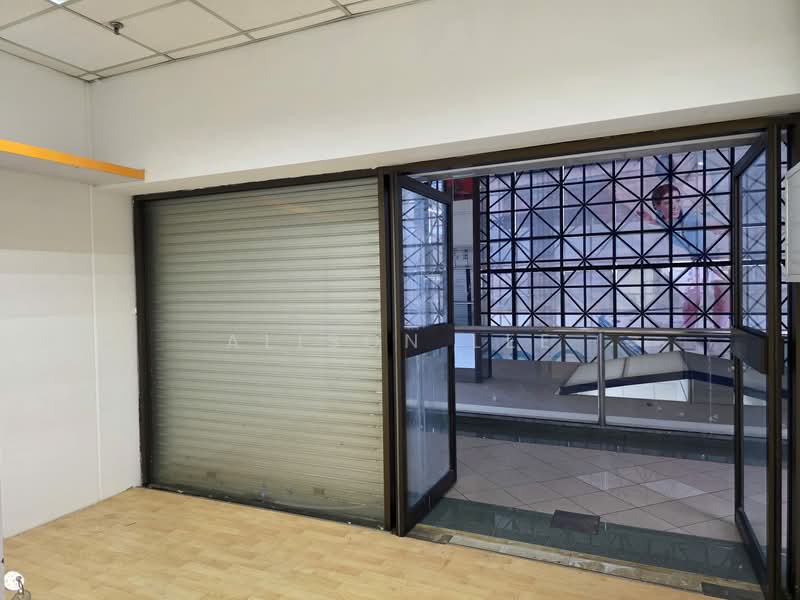 Sim Lim Square, 1 Rochor Canal Road, 334 sqft, Other Retail For Sale, by Alison Lee, 500102424 - Entrance - CommercialGuru.com.sg