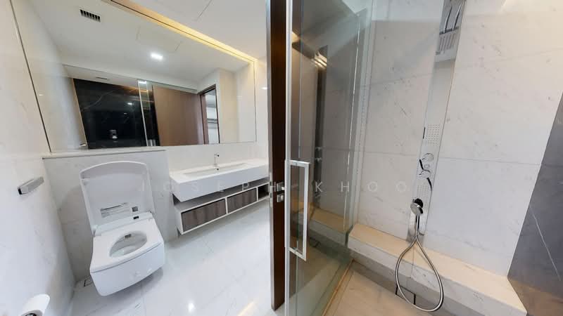 The Scotts Tower, 38 Scotts Road, 2 Bedrooms, 840 sqft, Condominium For Sale, by Joseph Khoo, 500102425 - Master Bathroom - PropertyGuru.com.sg