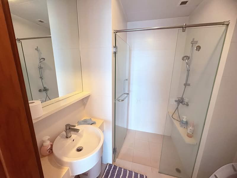 City Square Residences, 14 Kitchener Link, 1 Bedroom, 570 sqft, Condominium For Sale, by Claire Koh 许凯欣, 500102426 - Bathroom - PropertyGuru.com.sg