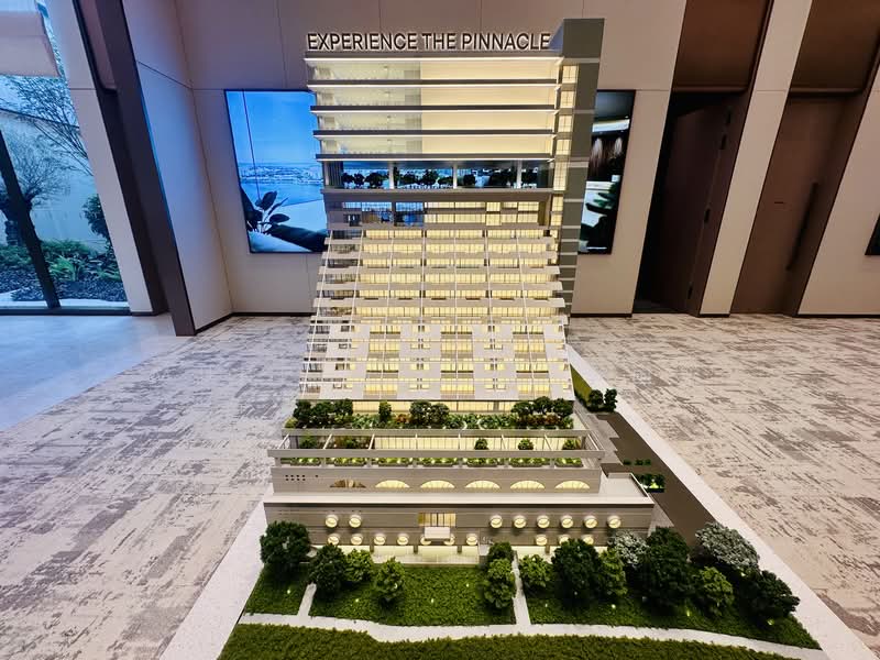 The Golden Mile, 5001 Beach Road, 2,454 sqft, Medical For Sale, by Murphy Lee, 500102428 - Exterior - CommercialGuru.com.sg