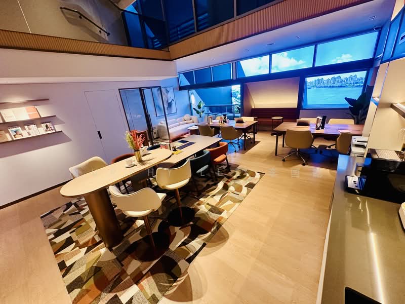 The Golden Mile, 5001 Beach Road, 2,454 sqft, Medical For Sale, by Murphy Lee, 500102428 - Study - CommercialGuru.com.sg