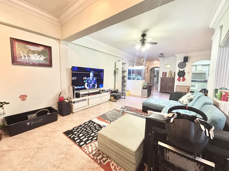 514 Woodlands Drive 14, 514 Woodlands Drive 14, 4 Bedrooms, 1,378 sqft, HDB Flat For Sale, by Alvin Toh, 500102431 - Living Room - PropertyGuru.com.sg