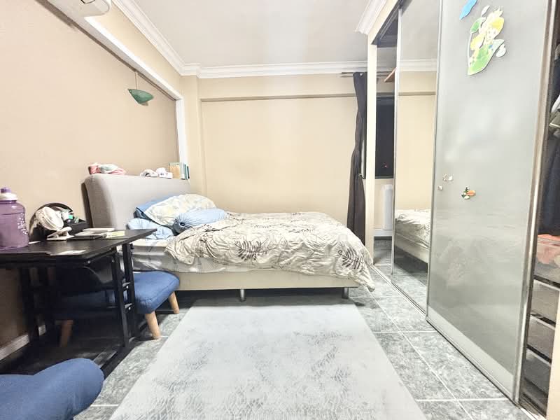 514 Woodlands Drive 14, 514 Woodlands Drive 14, 4 Bedrooms, 1,378 sqft, HDB Flat For Sale, by Alvin Toh, 500102431 - Bedroom - PropertyGuru.com.sg