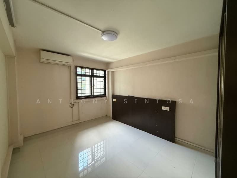 118 Lorong 1 Toa Payoh, 118 Lorong 1 Toa Payoh, 2 Bedrooms, 700 sqft, HDB Flat For Sale, by Anthony Sentosa, 500102436 - Interior - PropertyGuru.com.sg