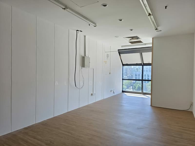 Sim Lim Square, 1 Rochor Canal Road, 387 sqft, Other Retail For Sale, by Alison Lee, 500102439 - Interior - CommercialGuru.com.sg