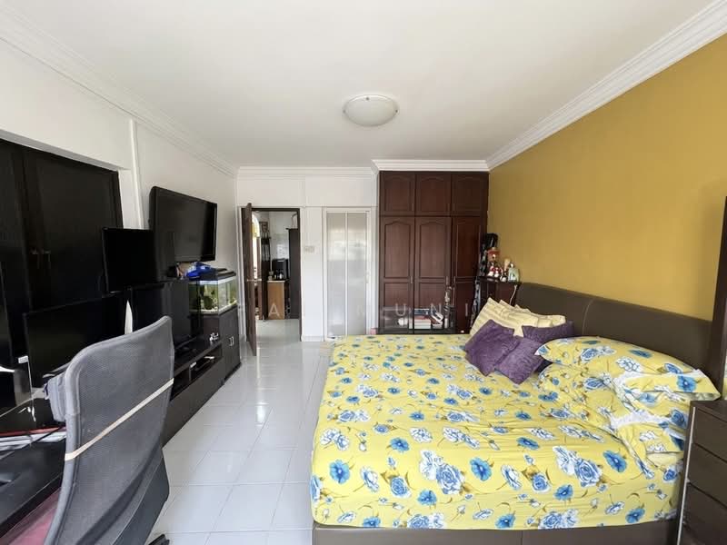 206 Clementi Avenue 6, 206 Clementi Avenue 6, 3 Bedrooms, 1,582 sqft, HDB Flat For Sale, by Fai Muni, 500102440 - Bedroom - PropertyGuru.com.sg