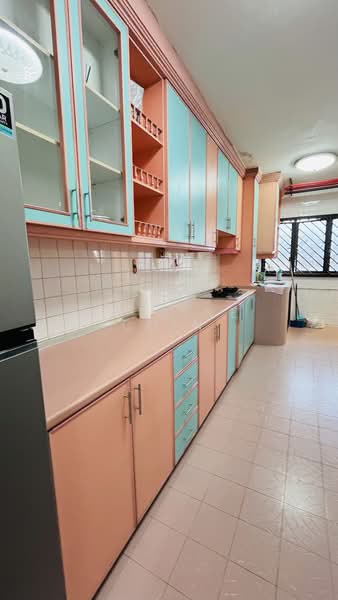 443 Ang Mo Kio Avenue 10, 443 Ang Mo Kio Avenue 10, 2 Bedrooms, 721 sqft, HDB Flat For Sale, by Adeline Chin, 500102480 - Kitchen - PropertyGuru.com.sg