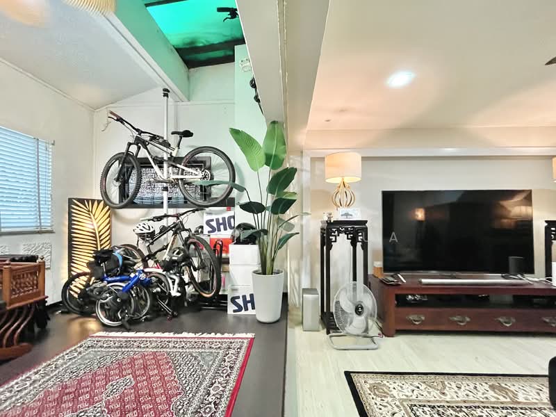 169 Bishan Street 13, 169 Bishan Street 13, 3 Bedrooms, 1,636 sqft, HDB Flat For Sale, by Jessin Chua, 500102486 - Living Room - PropertyGuru.com.sg