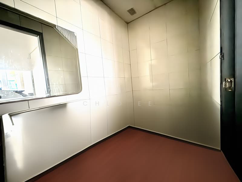 One Commonwealth, 1 Commonwealth Lane, 2,518 sqft, Light Industrial (B1) For Rent, by Chlo Ee, 500102497 - Interior - CommercialGuru.com.sg