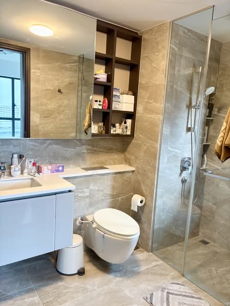Lake Grande, 10 Jurong Lake Link, 2 Bedrooms, 721 sqft, Condominium For Sale, by Wilson Wu 巫海强, 500102498 - Bathroom - PropertyGuru.com.sg