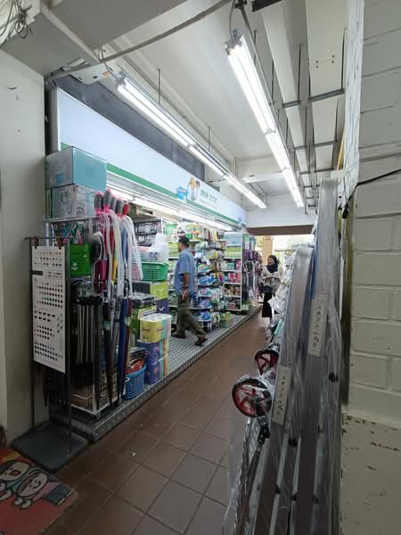 Tampines Central, Tampines Central, 600 sqft, Other Retail For Rent, by Judy Ang, 500102507 - Interior - CommercialGuru.com.sg