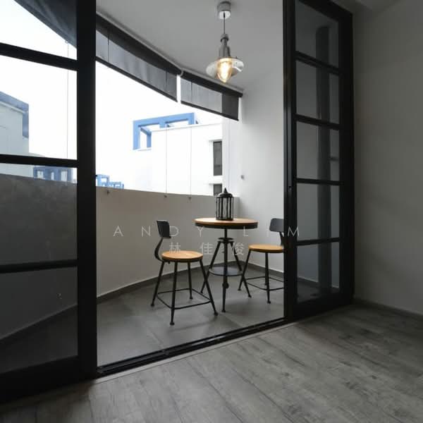 470 Segar Road, 470 Segar Road, 4 Bedrooms, 1,399 sqft, HDB Flat For Sale, by Andy Lim 林佳俊, 500102512 - Balcony - PropertyGuru.com.sg