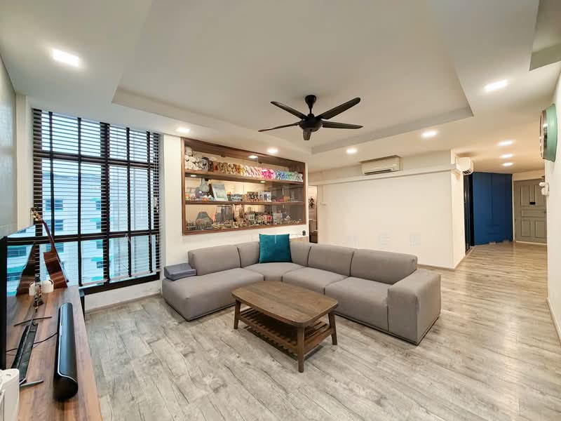 470 Segar Road, 470 Segar Road, 4 Bedrooms, 1,399 sqft, HDB Flat For Sale, by Andy Lim 林佳俊, 500102512 - Living Room - PropertyGuru.com.sg