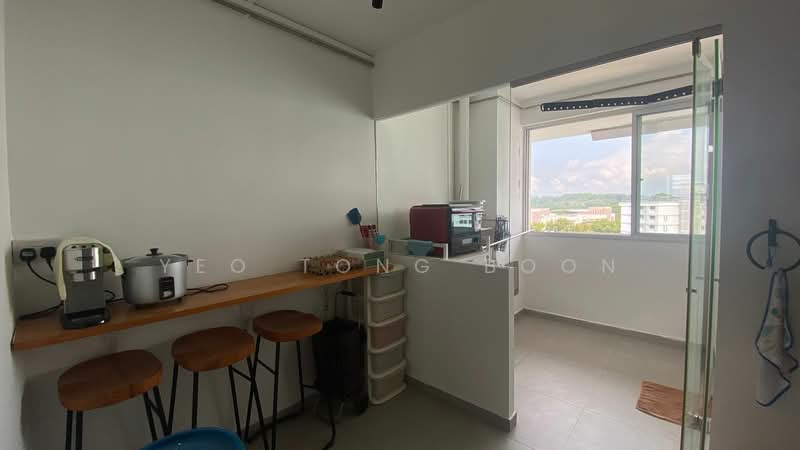 907 Jurong West Street 91, 907 Jurong West Street 91, 3 Bedrooms, 1,163 sqft, HDB Flat For Sale, by Yeo Tong Boon, 500102516 - Kitchen - PropertyGuru.com.sg