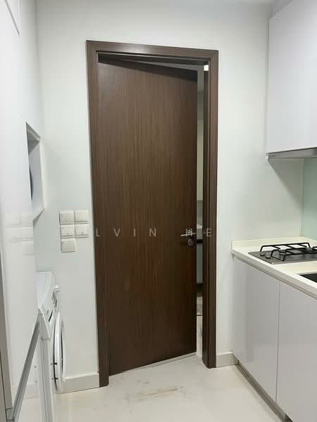 Smart Suites, 302 Sims Avenue, 1 Bedroom, 527 sqft, Condominium For Rent, by Melvin Heng, 500102527 - Interior - PropertyGuru.com.sg