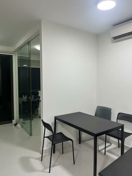 Smart Suites, 302 Sims Avenue, 1 Bedroom, 527 sqft, Condominium For Rent, by Melvin Heng, 500102527 - Interior - PropertyGuru.com.sg