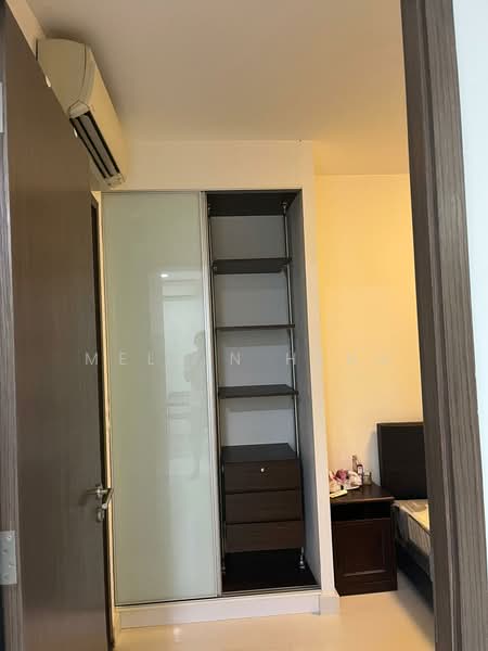 Smart Suites, 302 Sims Avenue, 1 Bedroom, 527 sqft, Condominium For Rent, by Melvin Heng, 500102527 - Interior - PropertyGuru.com.sg