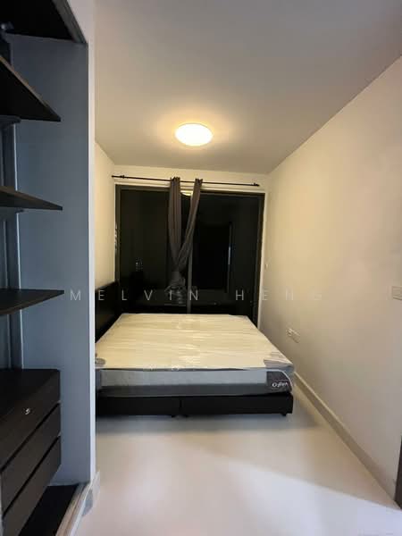 Smart Suites, 302 Sims Avenue, 1 Bedroom, 527 sqft, Condominium For Rent, by Melvin Heng, 500102527 - Bedroom - PropertyGuru.com.sg