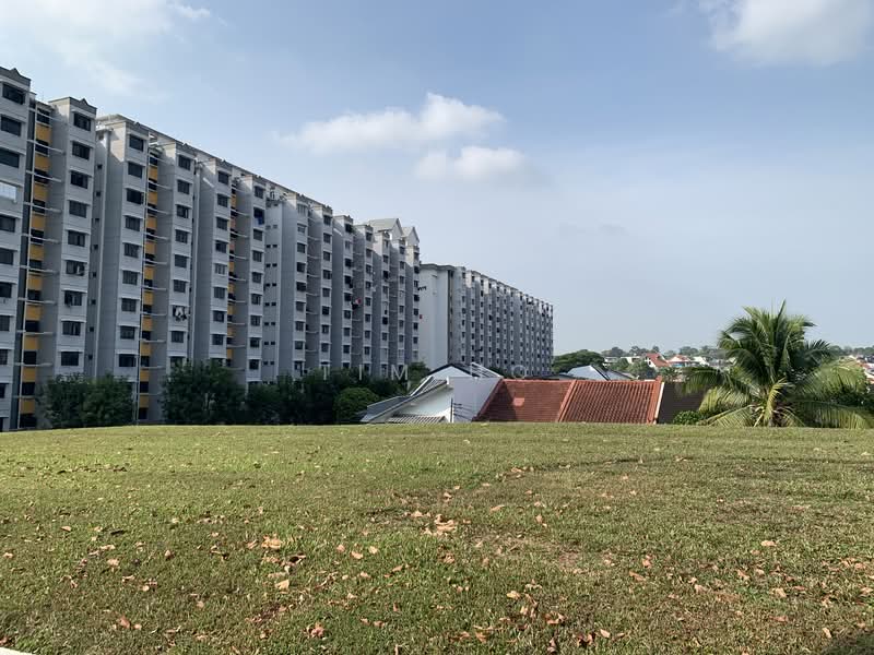 23 Sin Ming Road, 23 Sin Ming Road, 2 Bedrooms, 700 sqft, HDB Flat For Sale, by Tim Ho, 500102529 - Exterior - PropertyGuru.com.sg