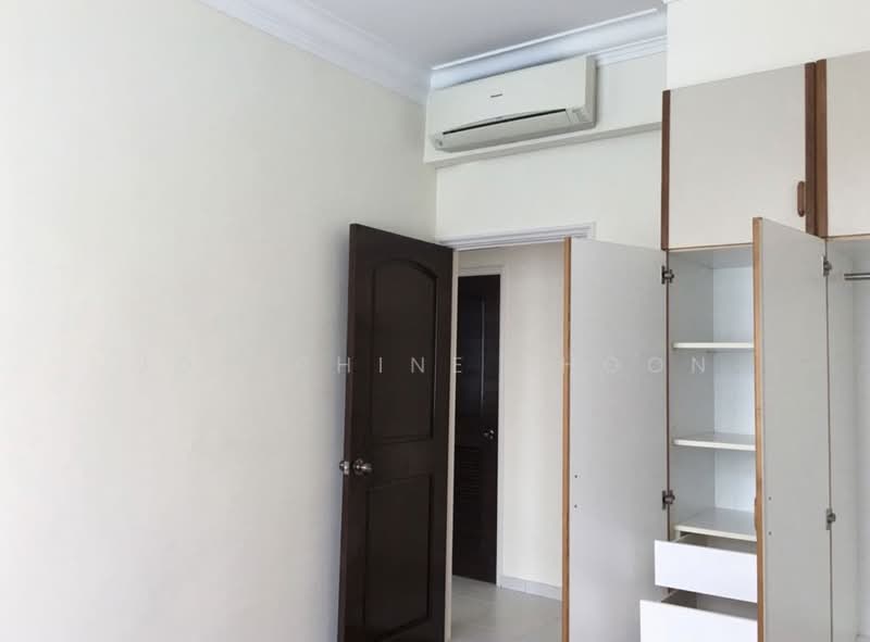 Hume Park I, 3 Hume Avenue, 4 Bedrooms, 1,582 sqft, Condominium For Rent, by Josephine Shoon, 500102539 - Bedroom  - PropertyGuru.com.sg