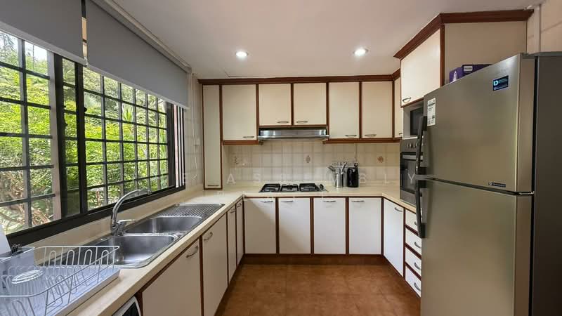 Dublin Lodge, 32 Dublin Road, Room Rental, 80 sqft, Town House For Rent, by Eelynn, 500102540 - Kitchen - PropertyGuru.com.sg