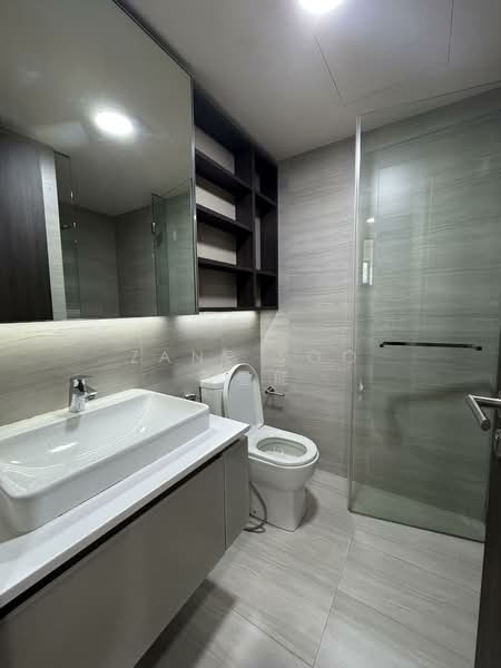 Lake Grande, 8 Jurong Lake Link, 2 Bedrooms, 775 sqft, Condominium For Rent, by Zane Soo 苏昱能, 500102541 - Common Bathroom - PropertyGuru.com.sg