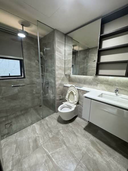 Lake Grande, 8 Jurong Lake Link, 2 Bedrooms, 775 sqft, Condominium For Rent, by Zane Soo 苏昱能, 500102541 - Master Bathroom - PropertyGuru.com.sg