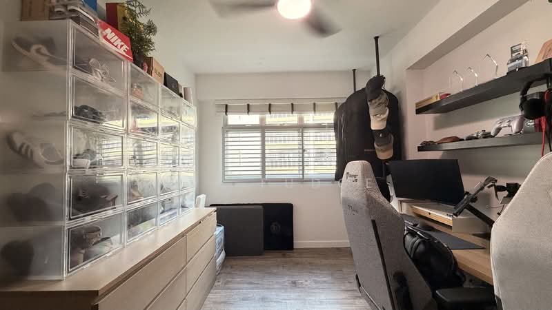 488A Choa Chu Kang Avenue 5, 488A Choa Chu Kang Avenue 5, 3 Bedrooms, 1,001 sqft, HDB Flat For Sale, by Nur Fudge, 500102556 - Study - PropertyGuru.com.sg